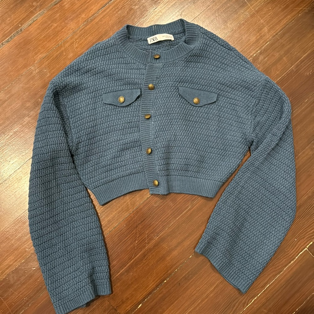 zara blue knit cardigan top. worn once. size s